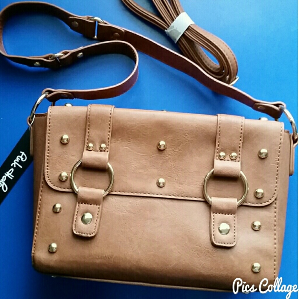 SOLD OUT- Retro Boxy Cross-Body Purse
